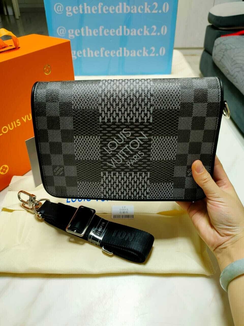 Shoulder Bag LV 25cm