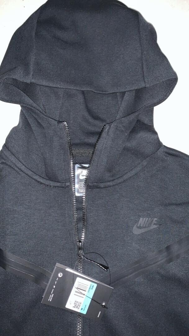 Tracksuitnike tech fleece nera