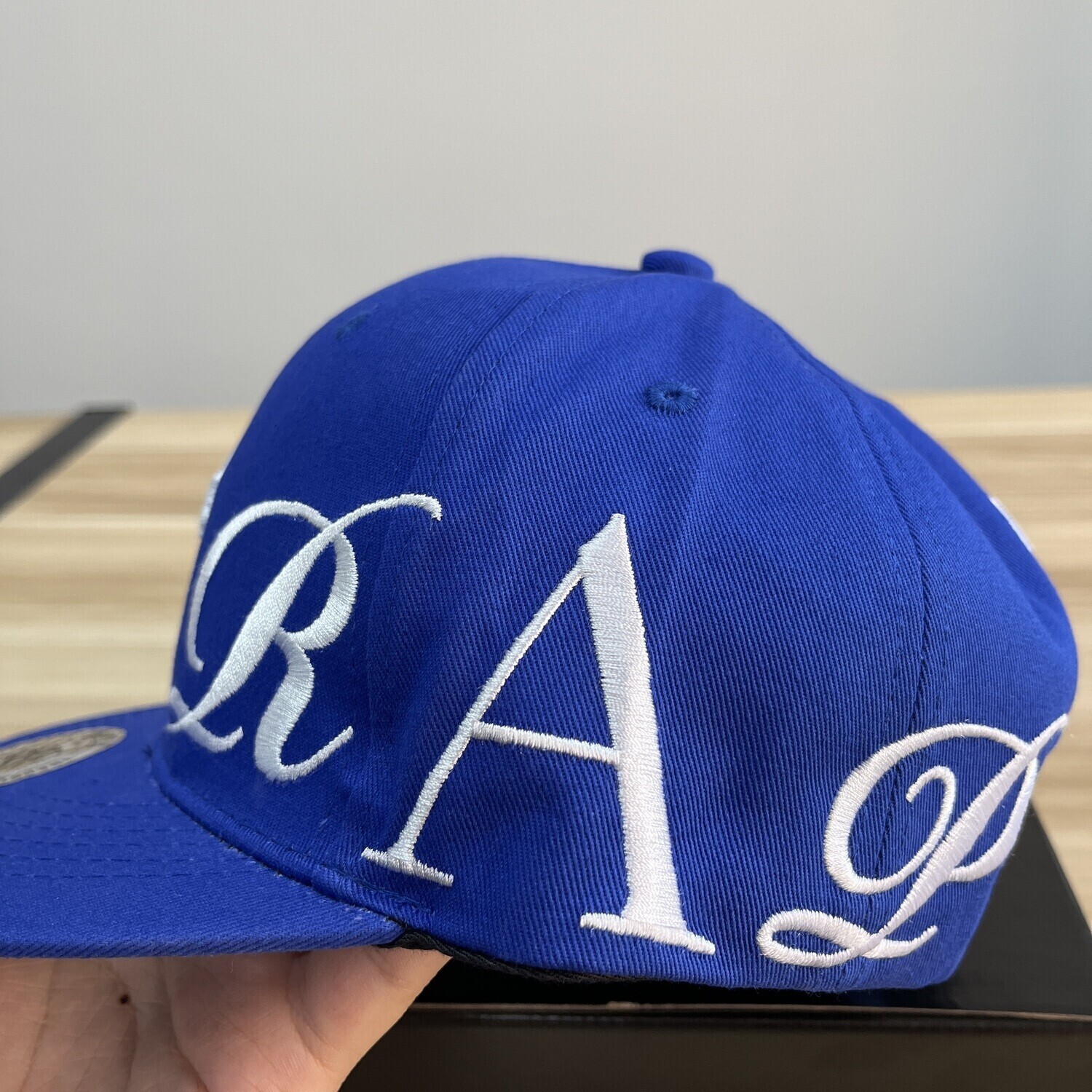 TS London CAPPELLO SCRIPT FITTED - BLU