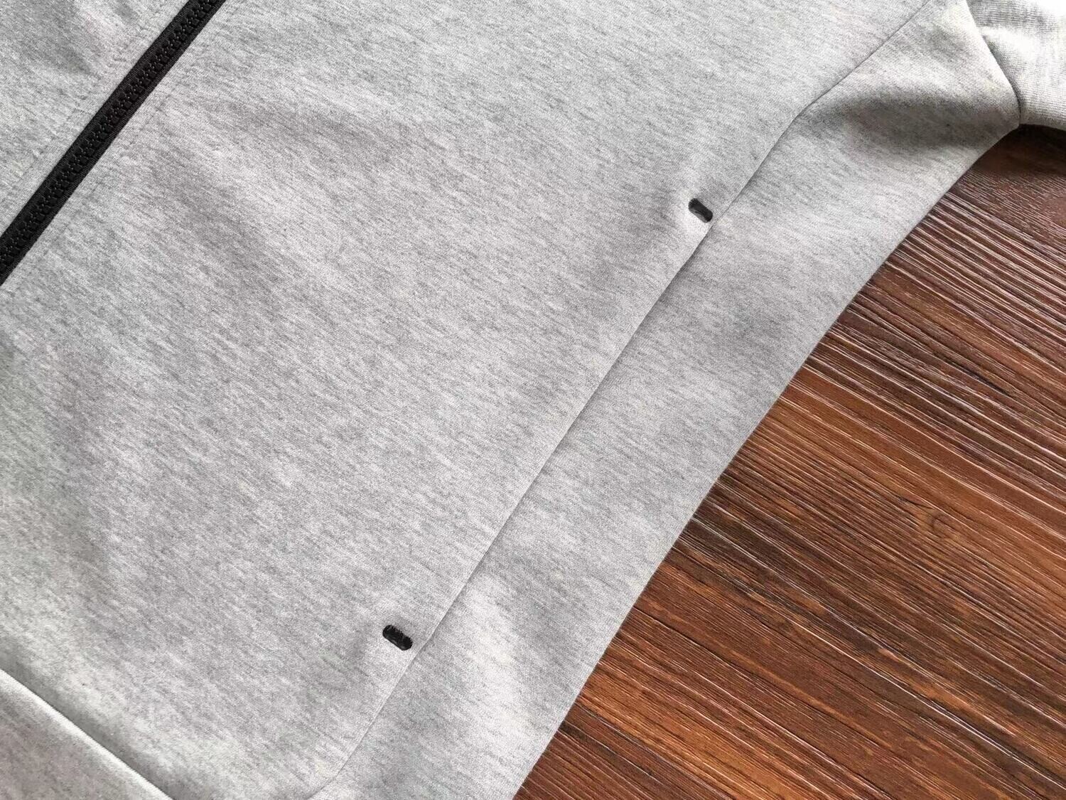 Nike Tech Fleece Full Zip Hoodie con cappuccio
