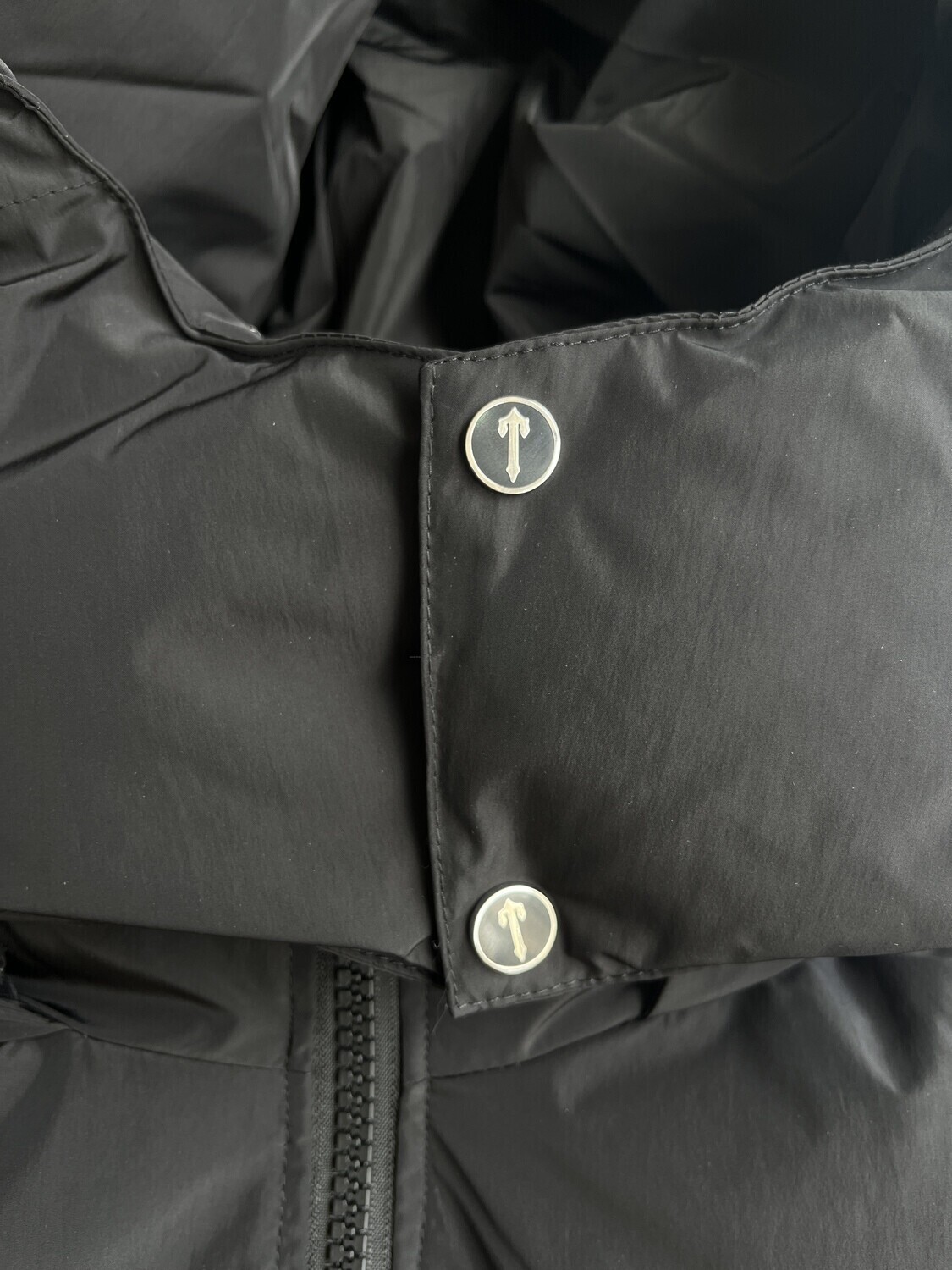 Piumino TS Irongate da donna con cappuccio staccabile - nero