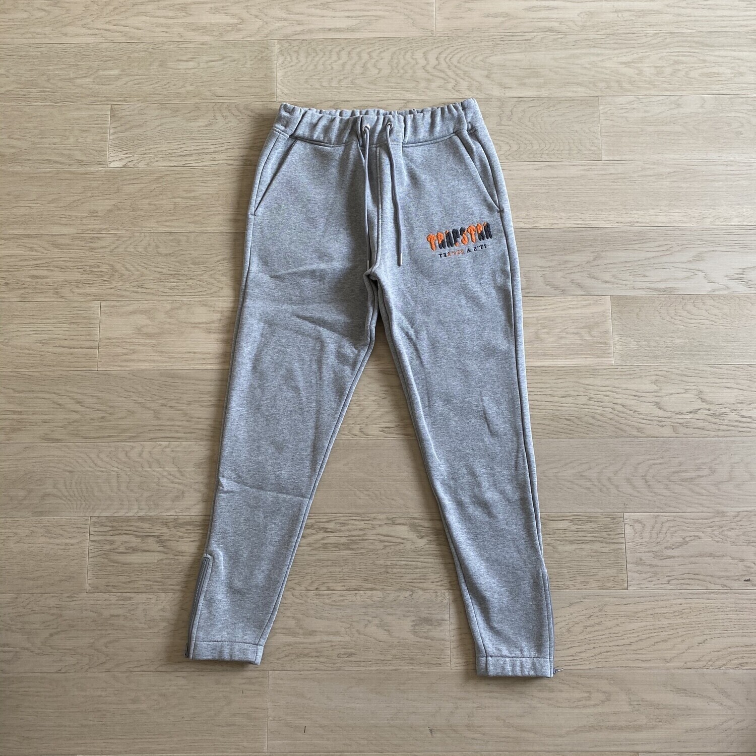 TS London Chenille Decoded Tracksuit - Grigia/Arancione