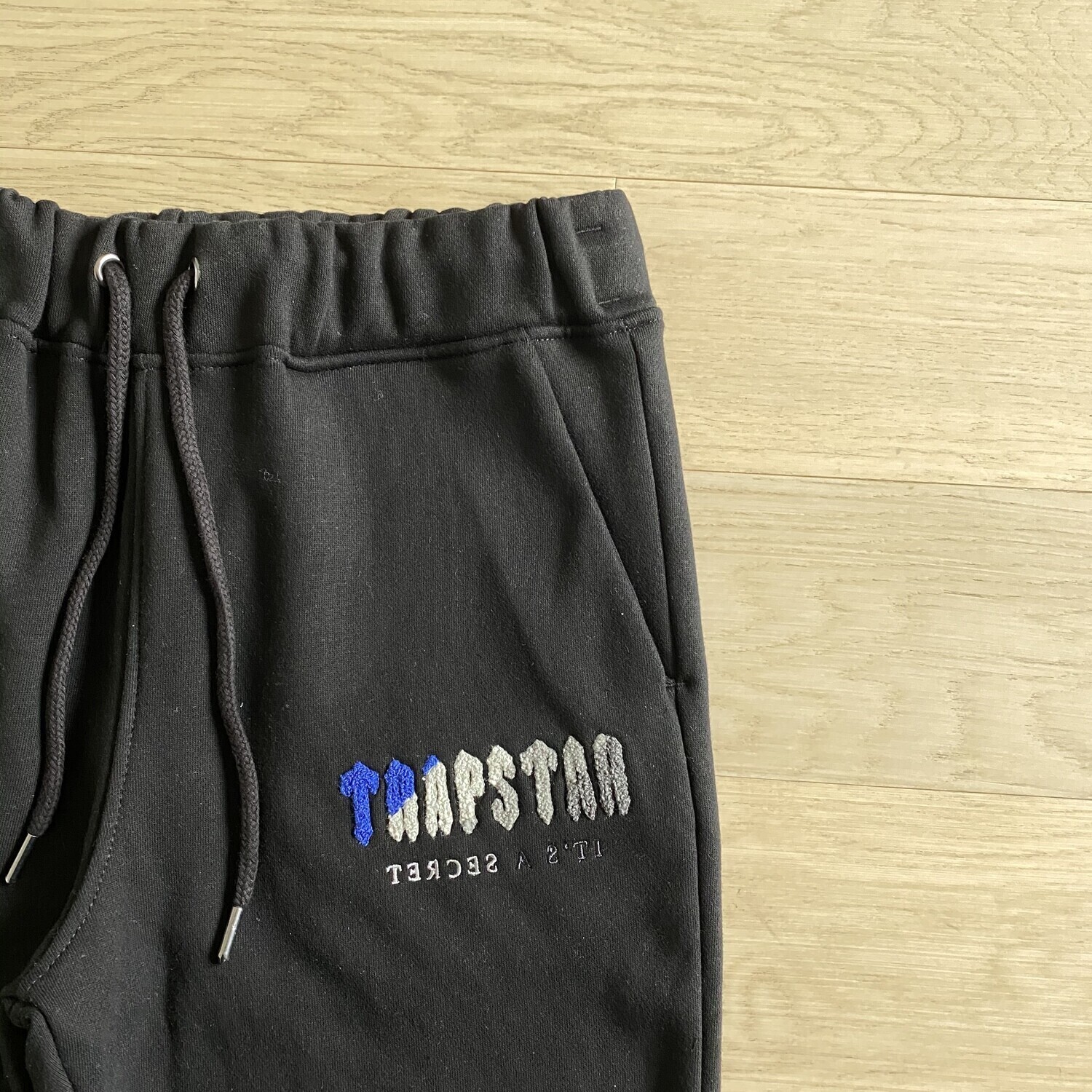 TS London Chenille Decoded Tracksuit - Nero/Blu