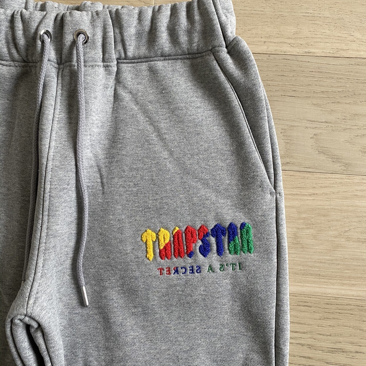 TS London Chenille Decoded Tracksuit - Sapori di caramelle