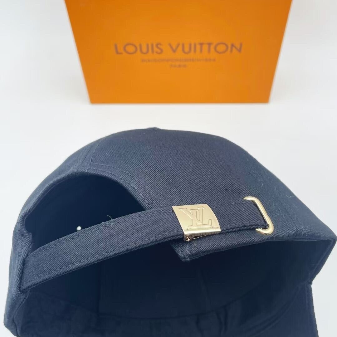 (3 COLORAZIONI) Cappello LV