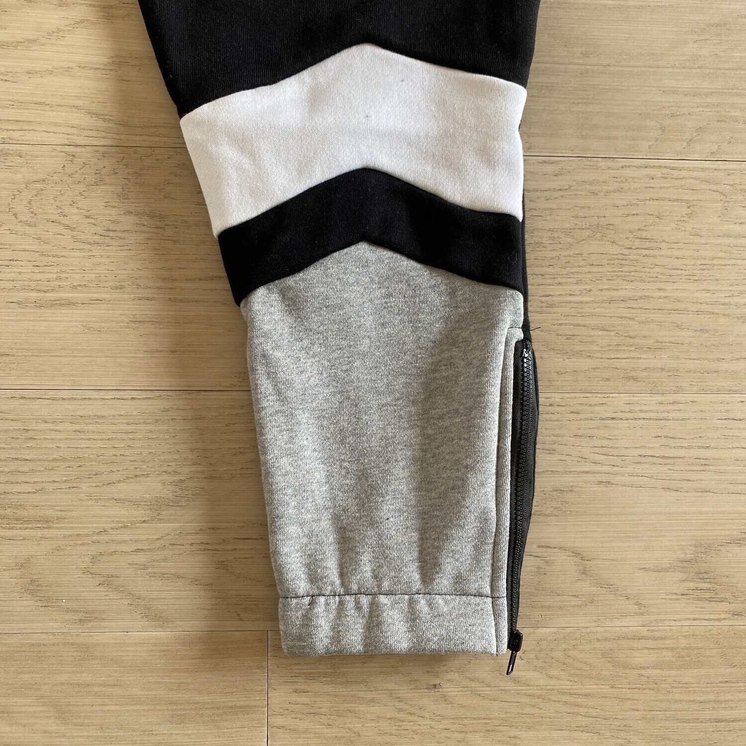 TS London Striscia-V Chenille TUTA COMPLETA