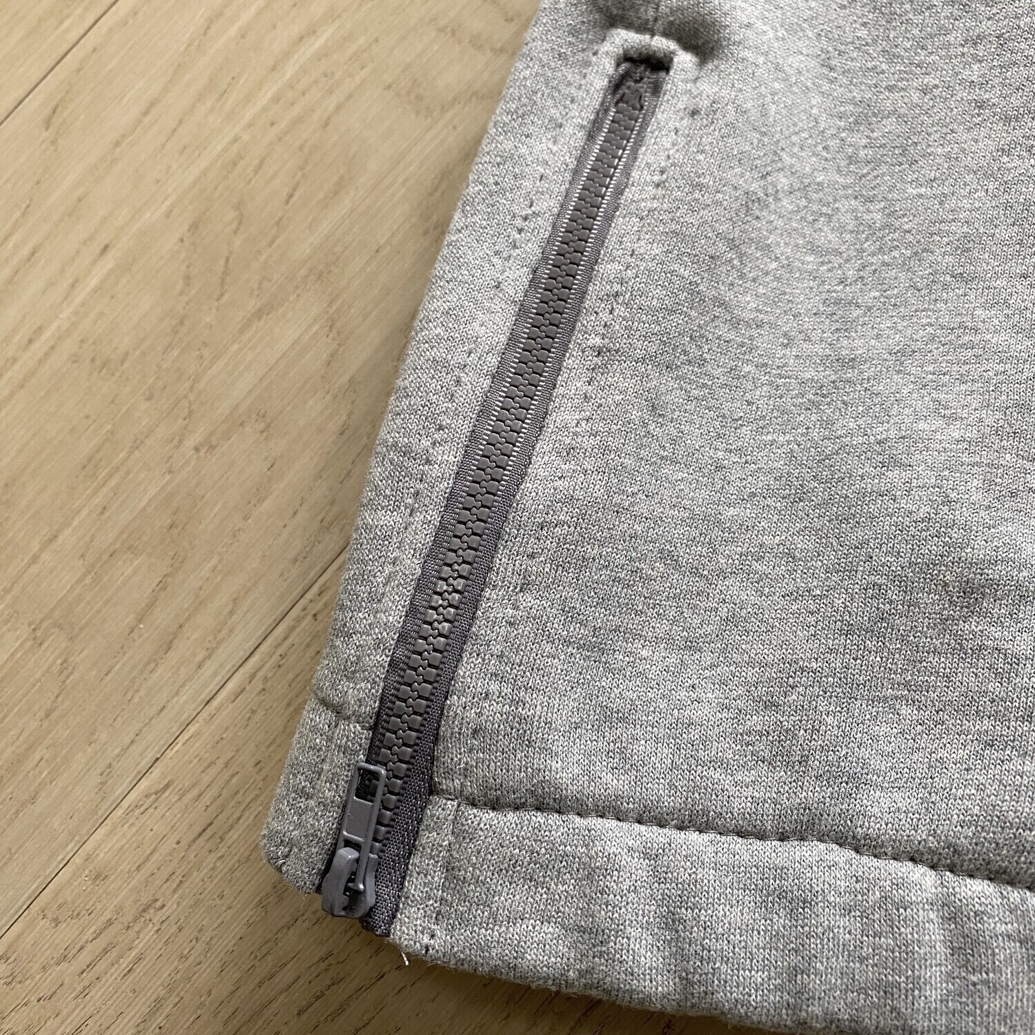 TS London Chenille Decoded Tracksuit - Grigio/Verde ape