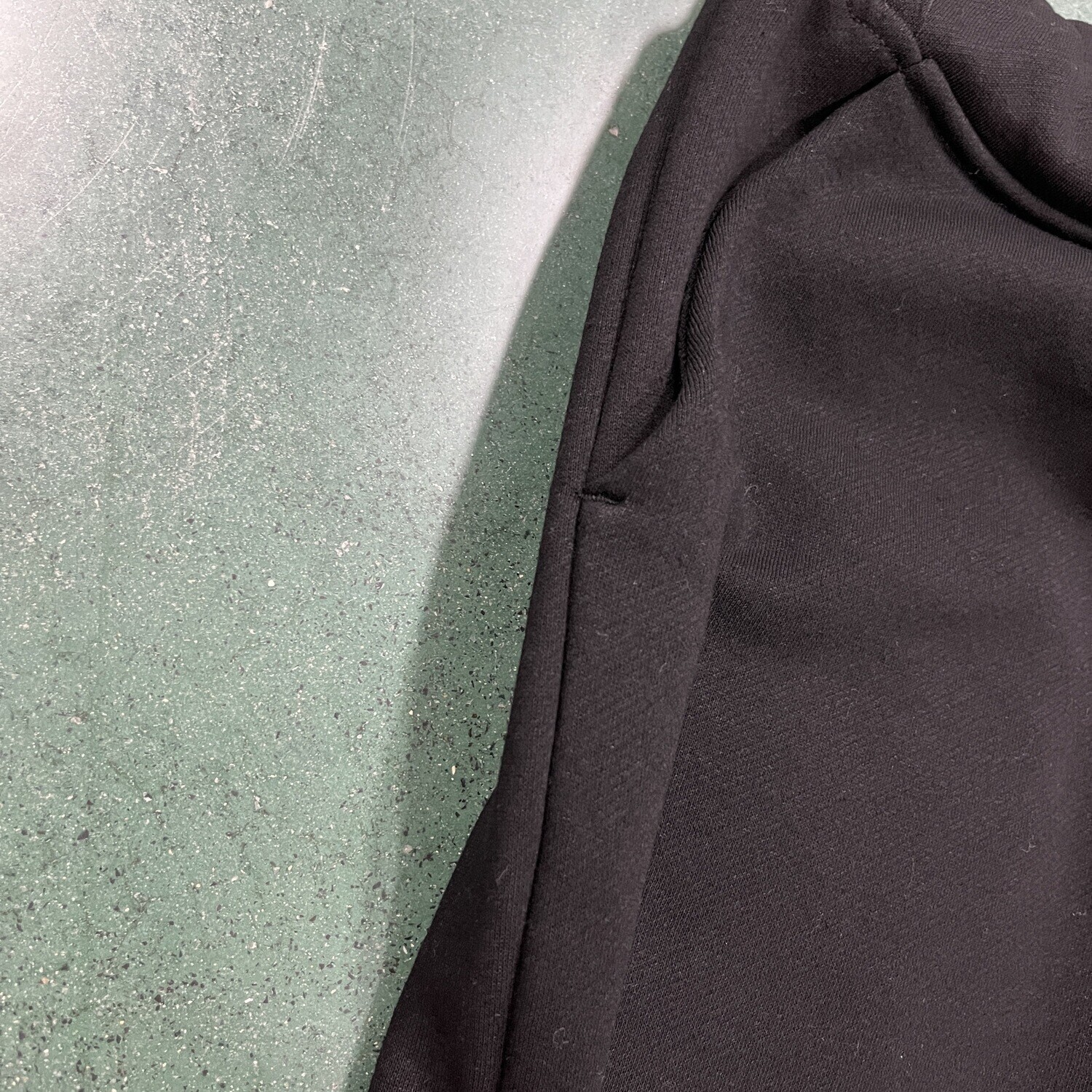 Tracksuit Anniversario TS Chenille Camo Decodata Con Cappuccio - Nera