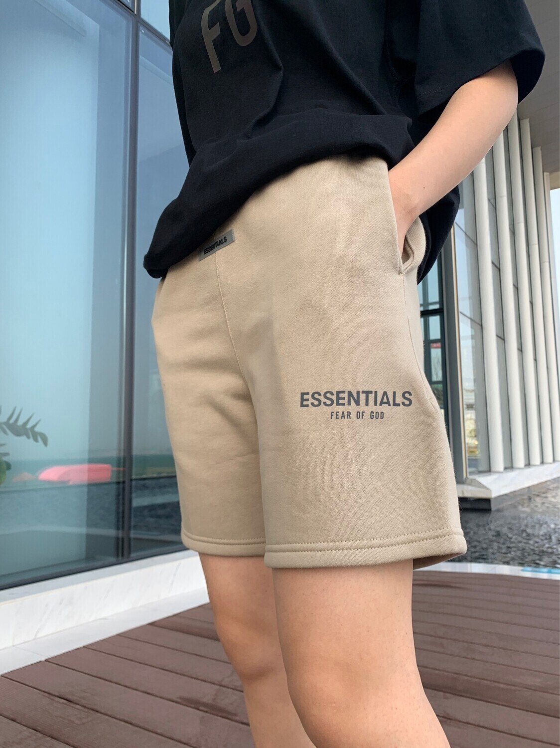 SHORTS Fear Of God-ESSENTIALSs