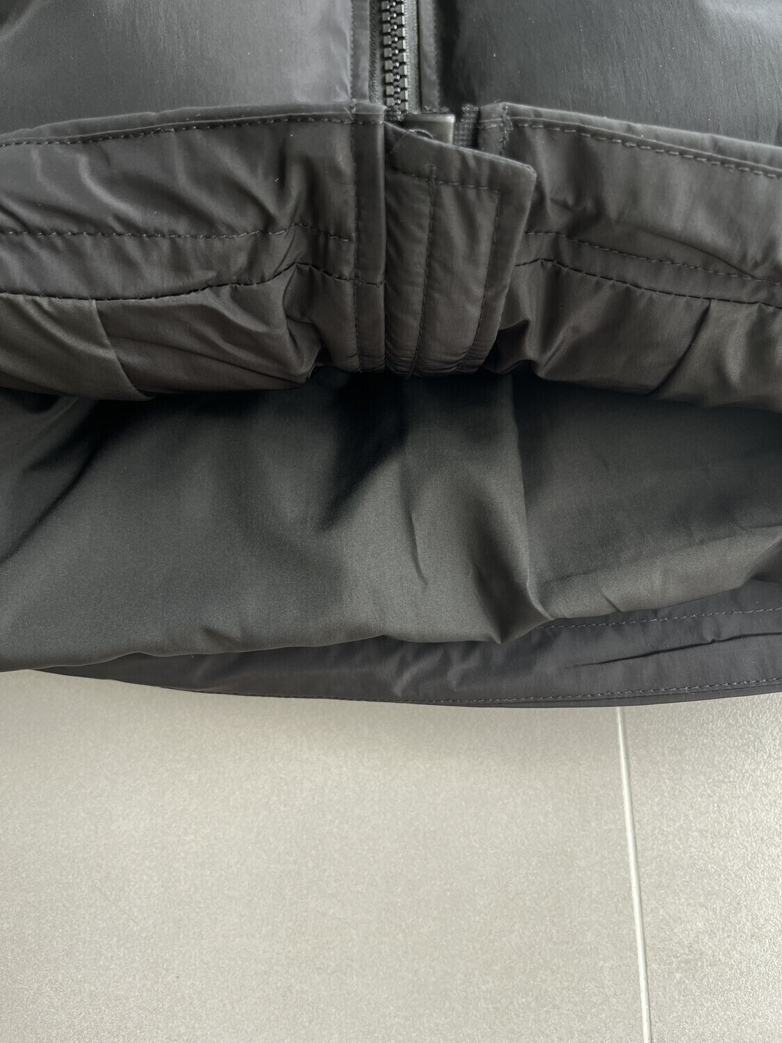 Piumino TS Irongate da donna con cappuccio staccabile - nero