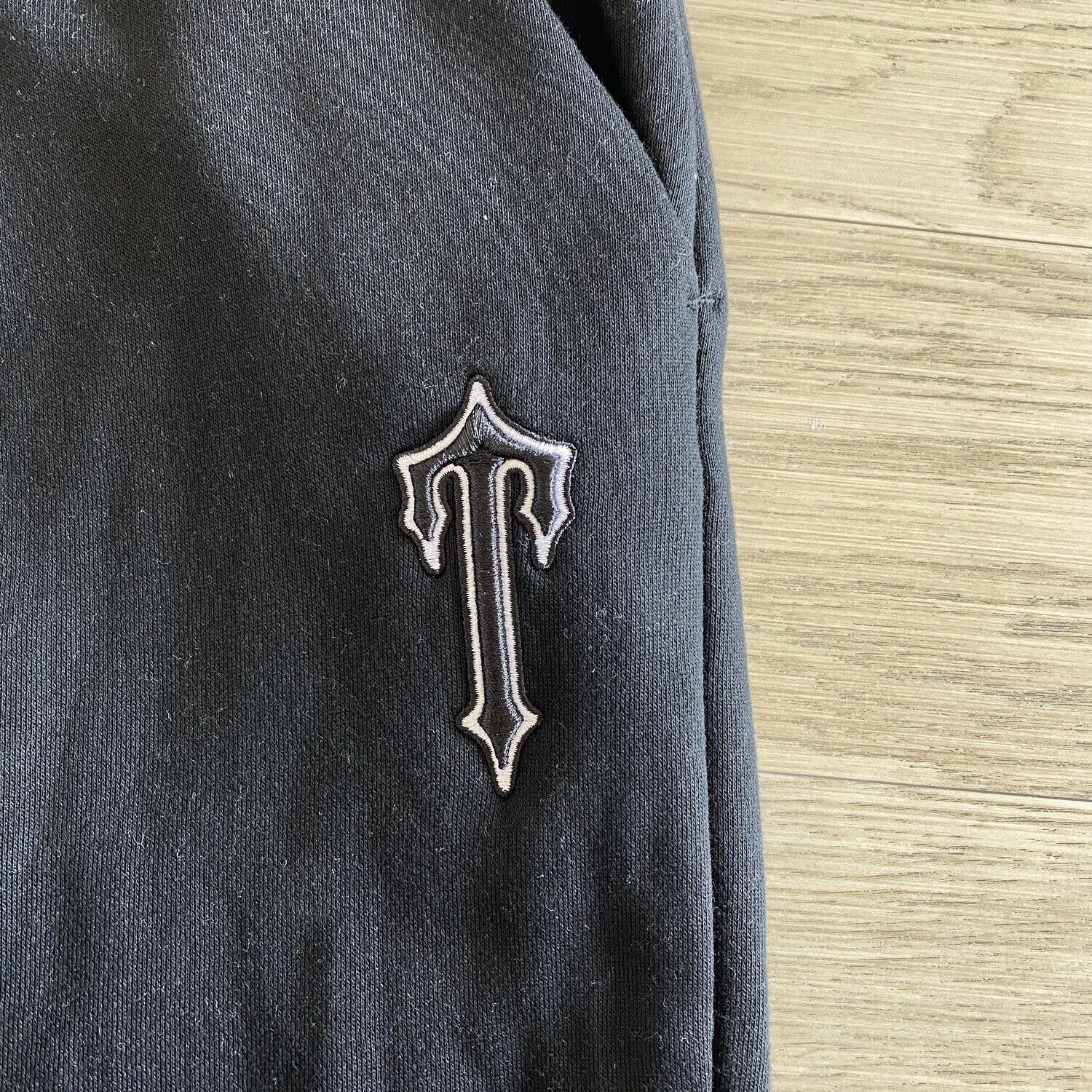 TS London Striscia-V Chenille TUTA COMPLETA