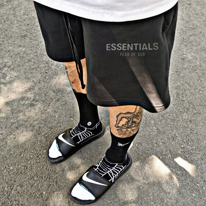 SHORTS Fear Of God-ESSENTIALSs