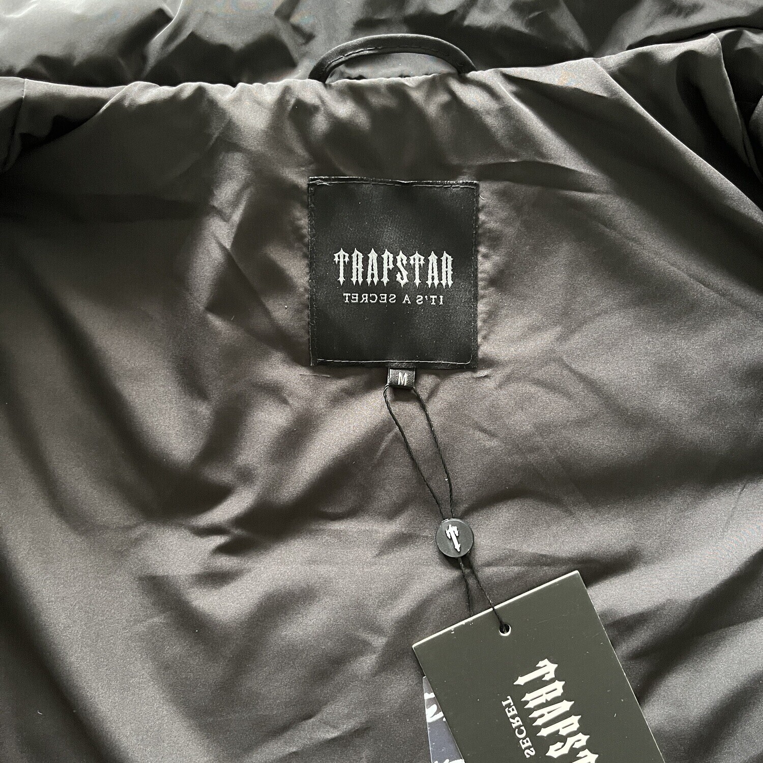 TS London T Badge Gilet NERA/ROSSA