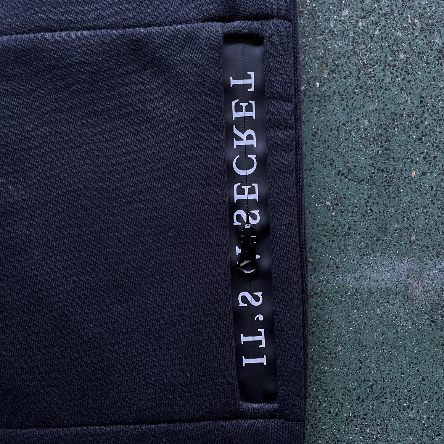 Tracksuit TS Chenille Decoded 2.0 Revolution Nera