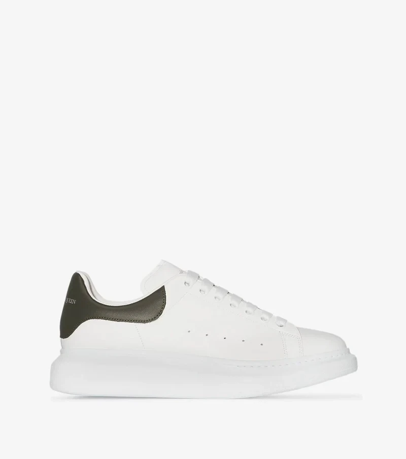 AMQ Oversized Low-Top White &amp; Grey