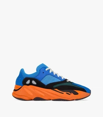 YZY - 700 V1