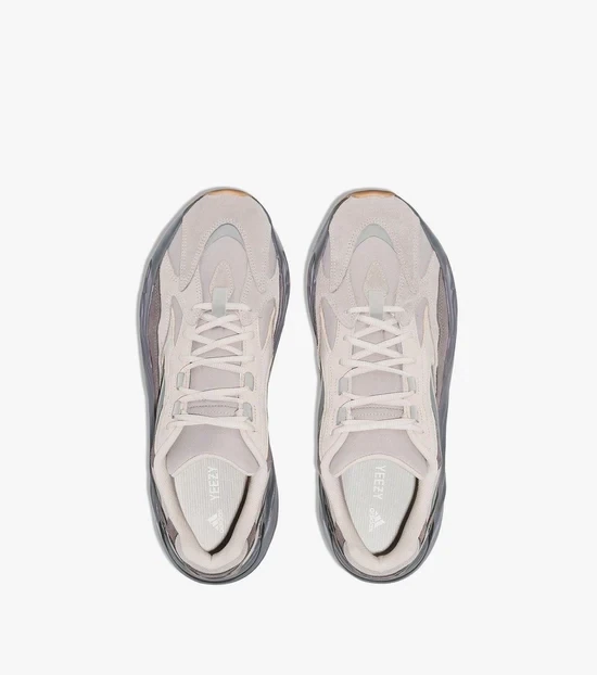 YZY - 700 V2 “Tephra”
