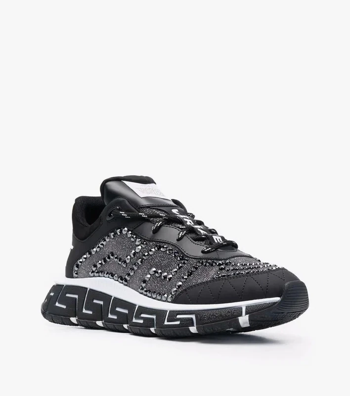 Greca pattern trainers