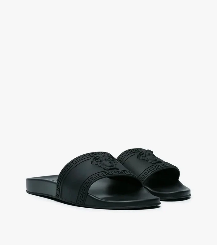 Slide V. Ace Palazzo Medusa