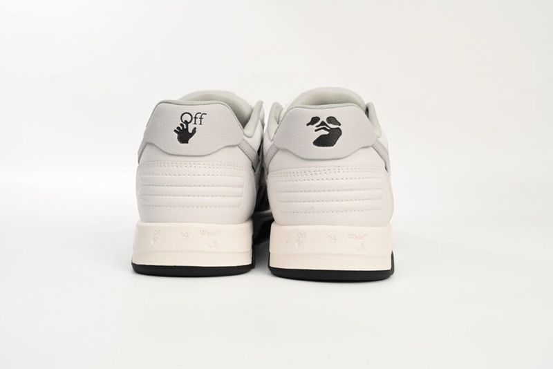 Sneaker OW Out Of Office