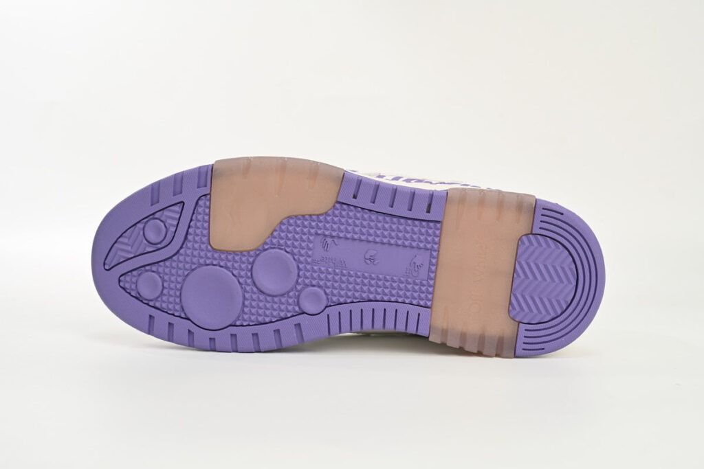 Sneaker OW Out Of Office