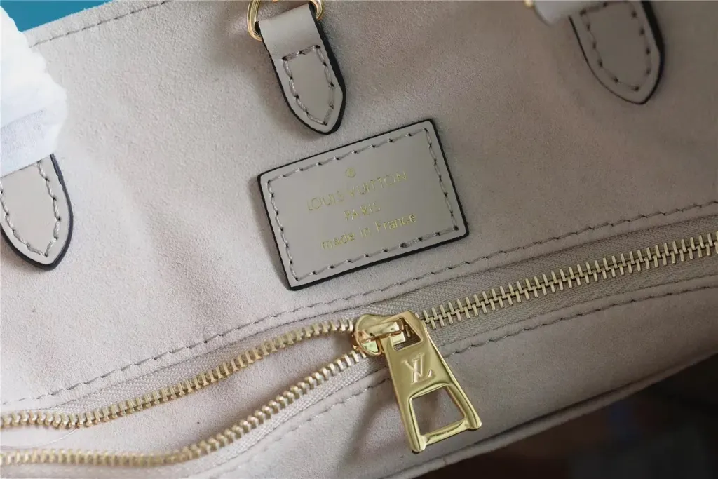 LV BORSA ONTHEGO (34 CM)