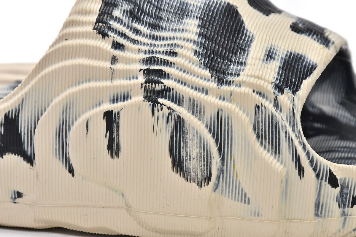 YZY - Slide Adilette 22