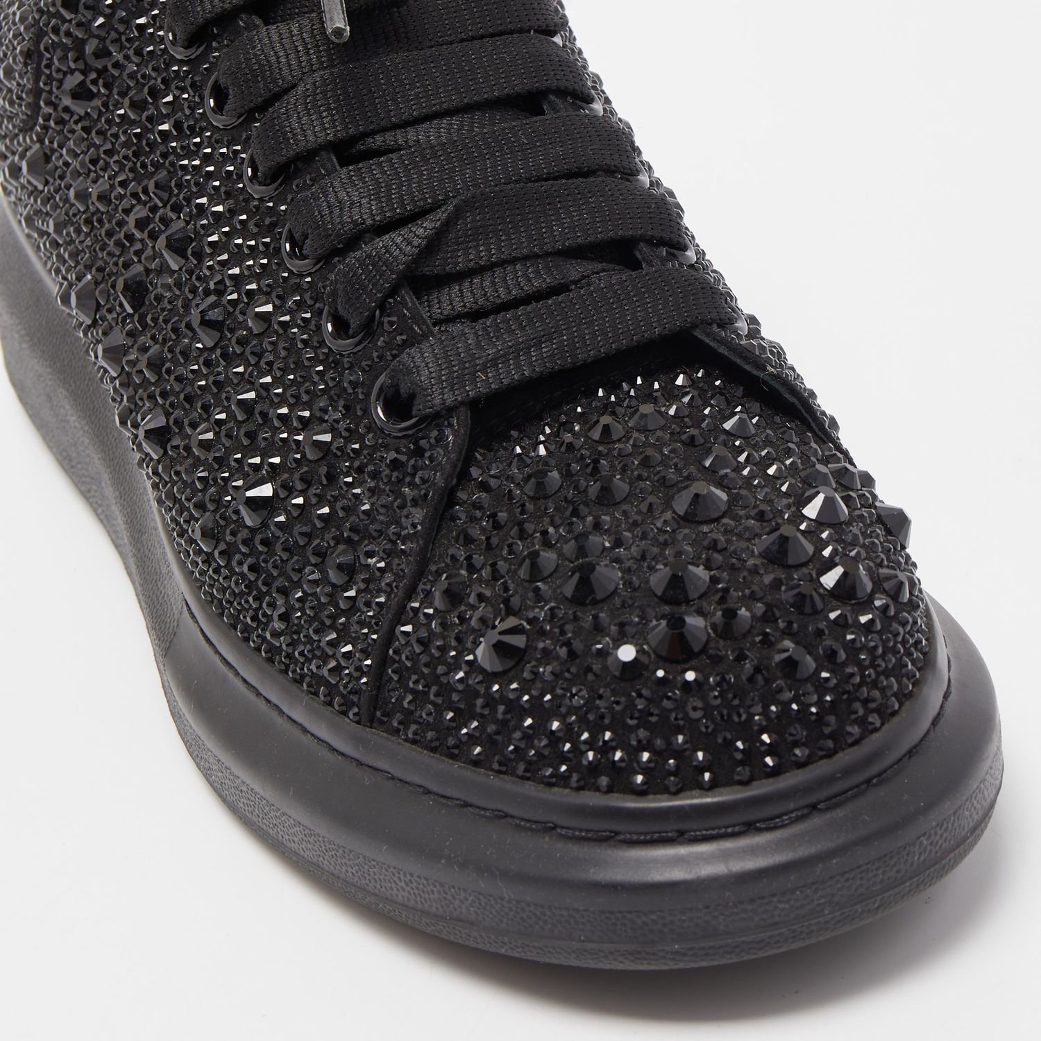 AMQ Sneaker Black Crystal Embelòished