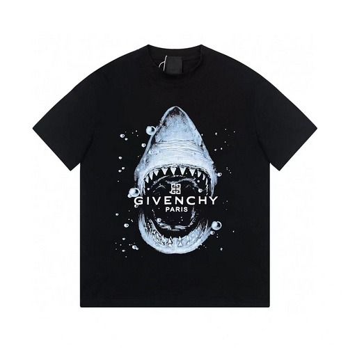 GVNCHY T-Shirt