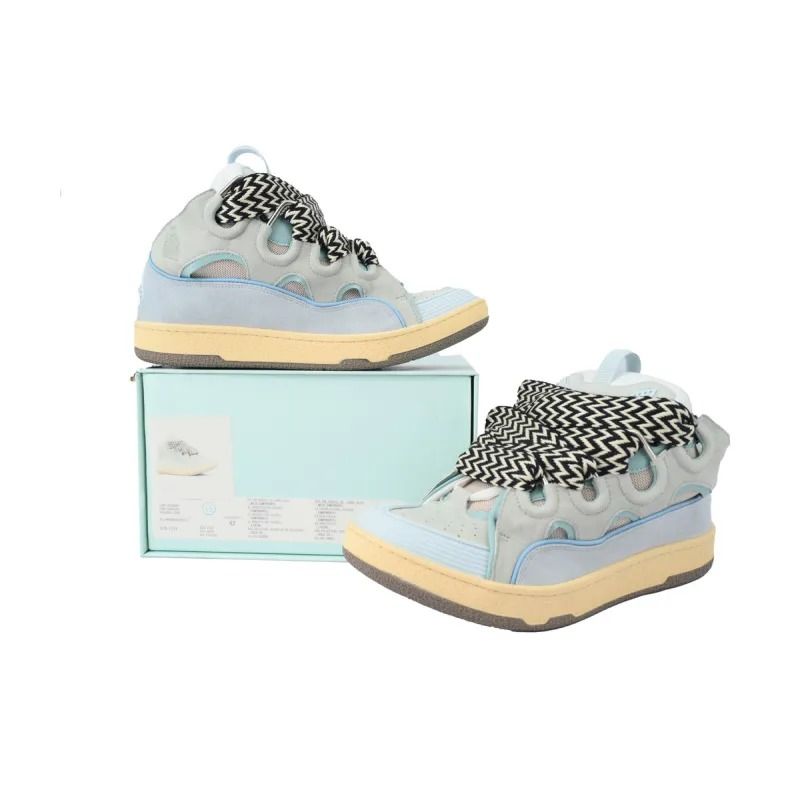 Curb Sneaker Sneaker