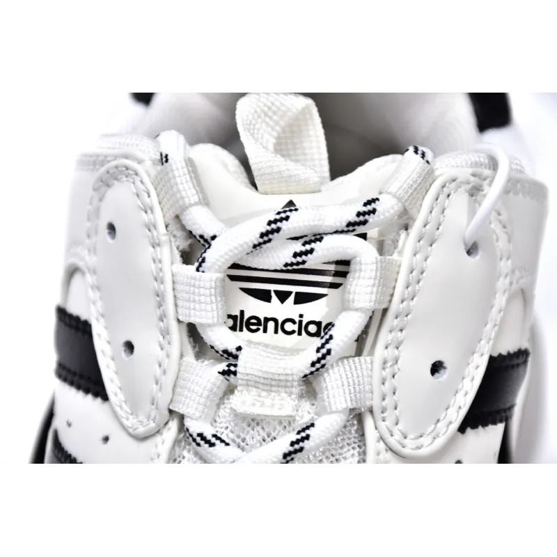 Adidas x Balenciaga Triple S