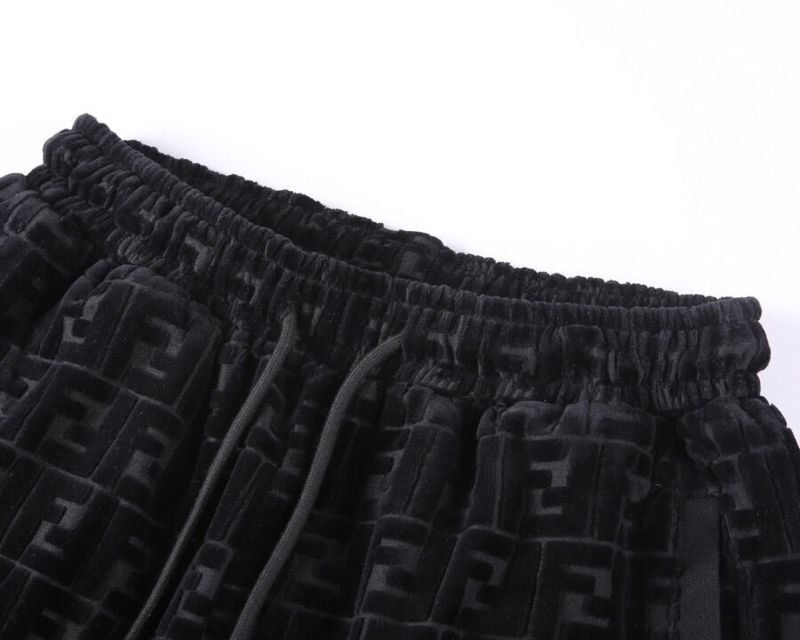 SHORTS Fendi