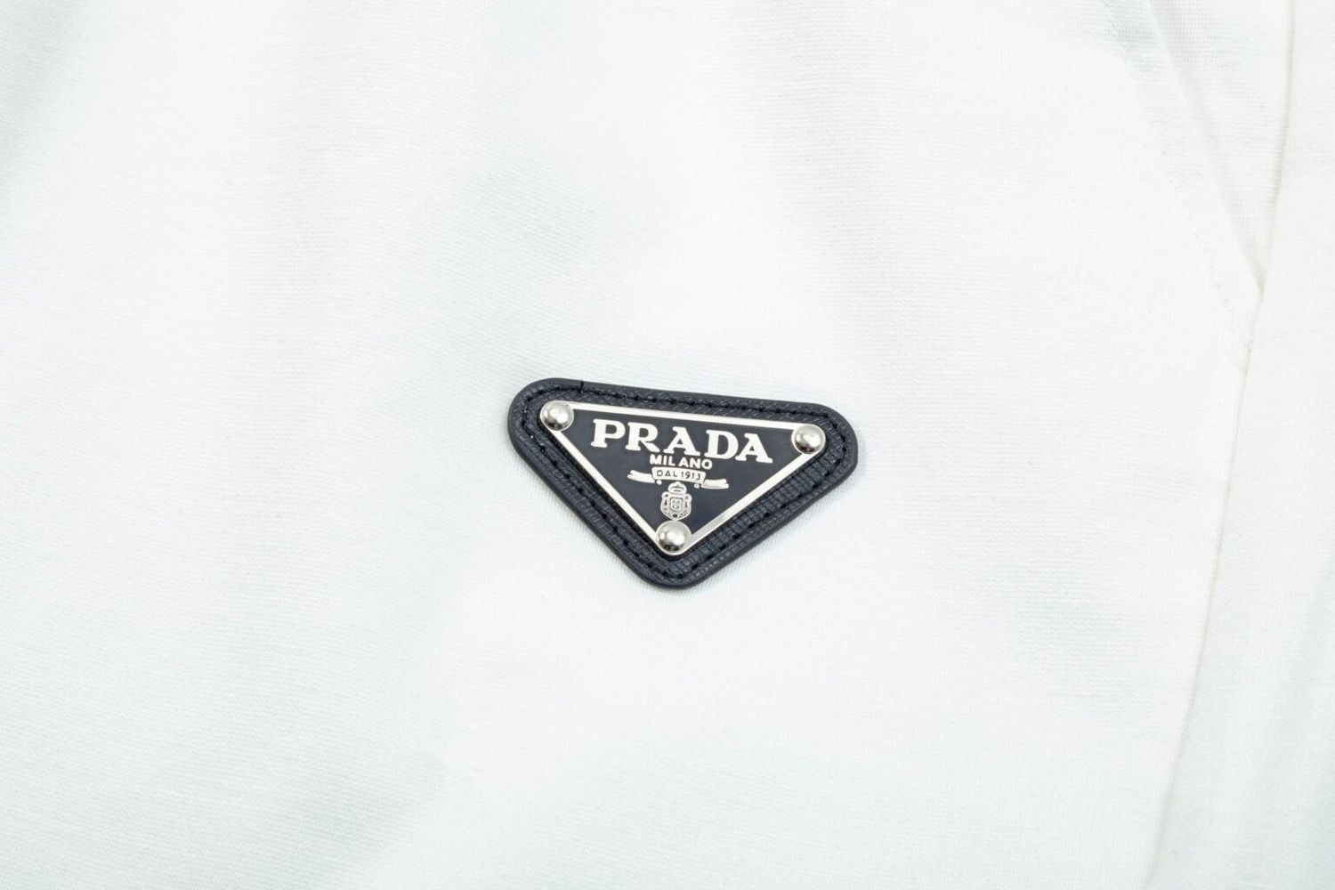 SHORTS Prada