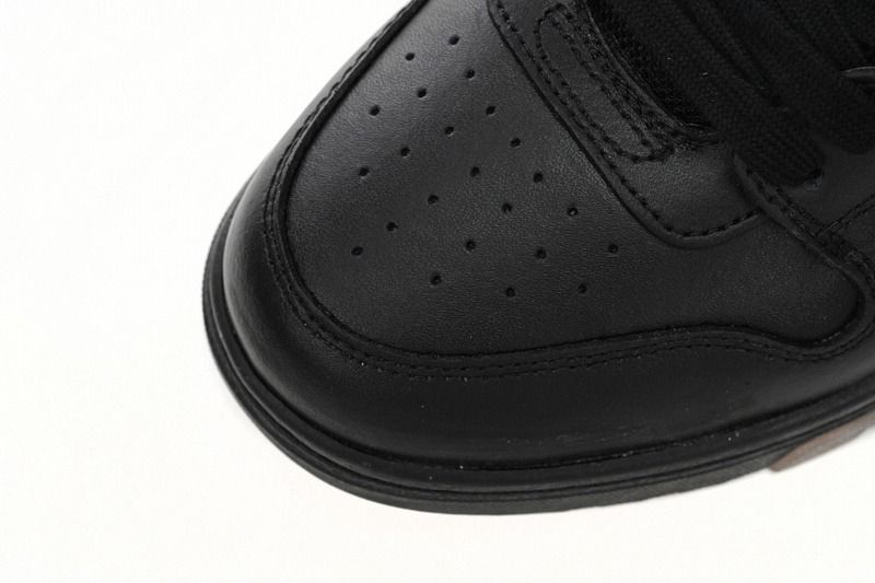 Sneaker OW Out Of Office