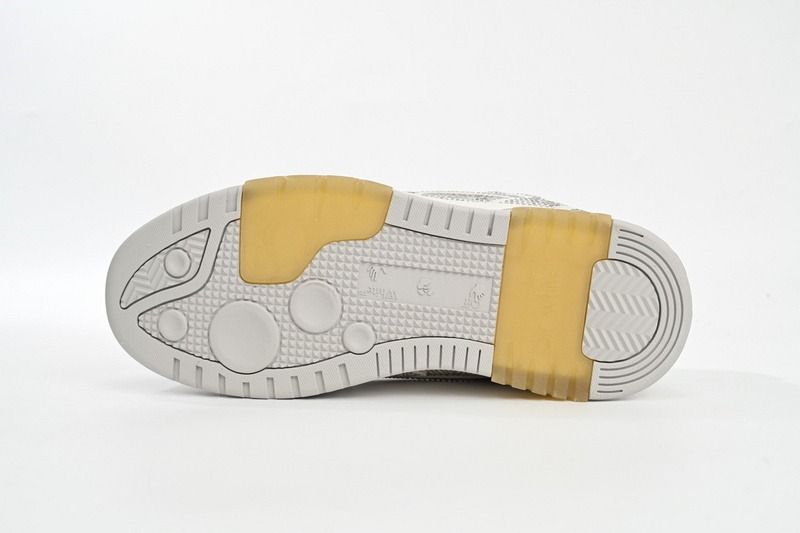 Sneaker OW Out Of Office