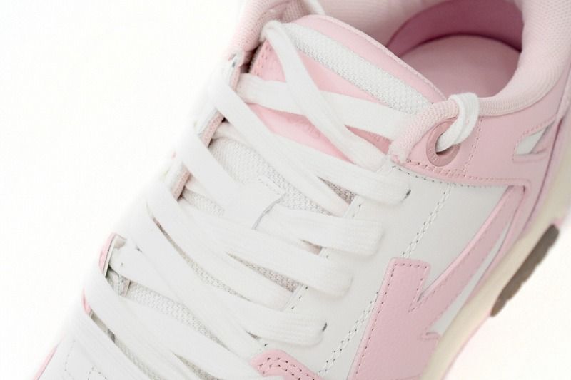 Sneaker OW Out Of Office