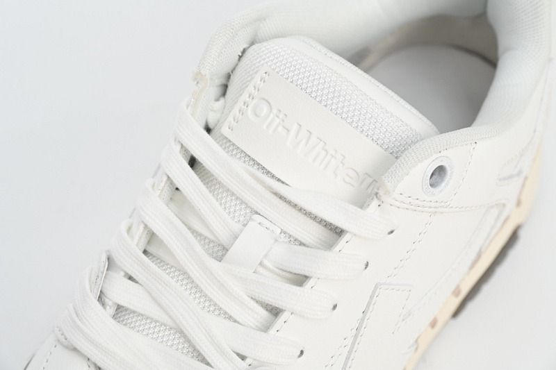 Sneaker OW Out Of Office