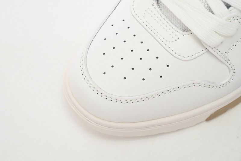 Sneaker OW Out Of Office