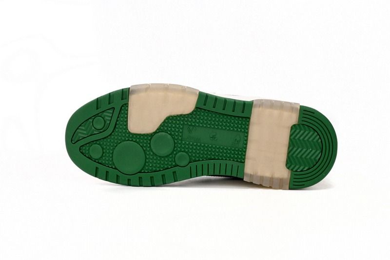 Sneaker OW Out Of Office