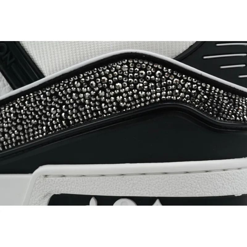 Trainer Black Crystal