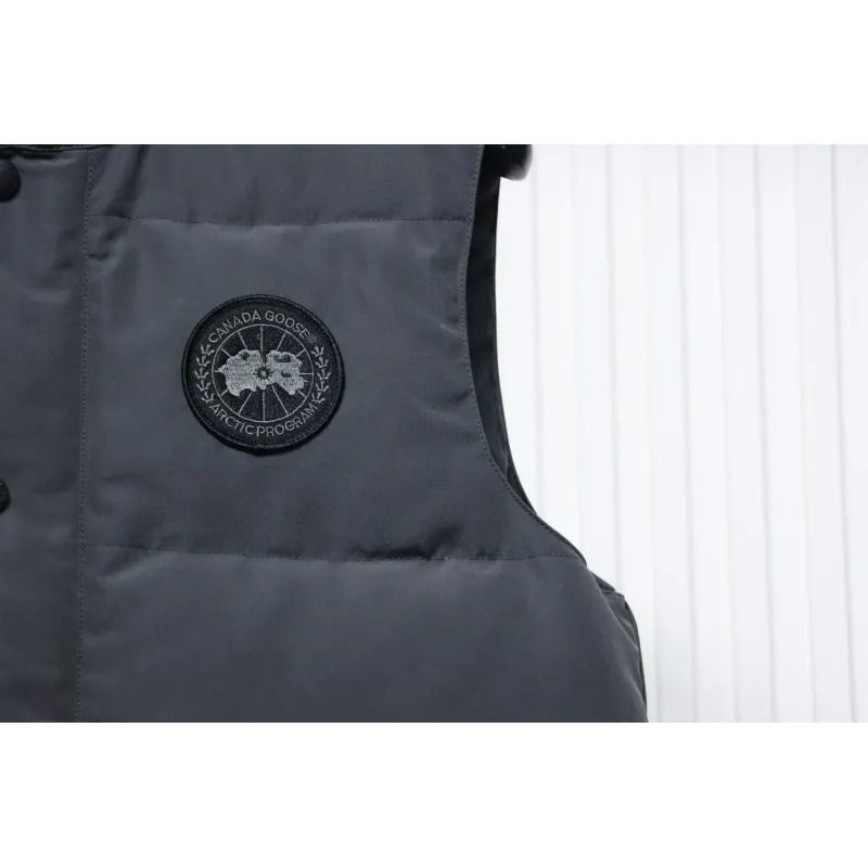 Canada Goose Black Label Gilet Grey