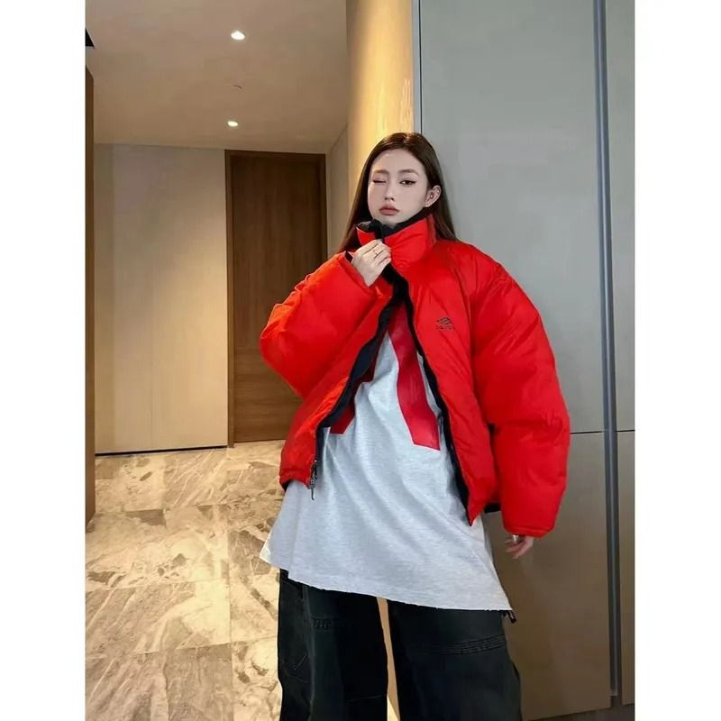 Balenciaga SPORTS ICON TRACKSUIT cocoon-shaped double-sided wide turtleback down jacket
