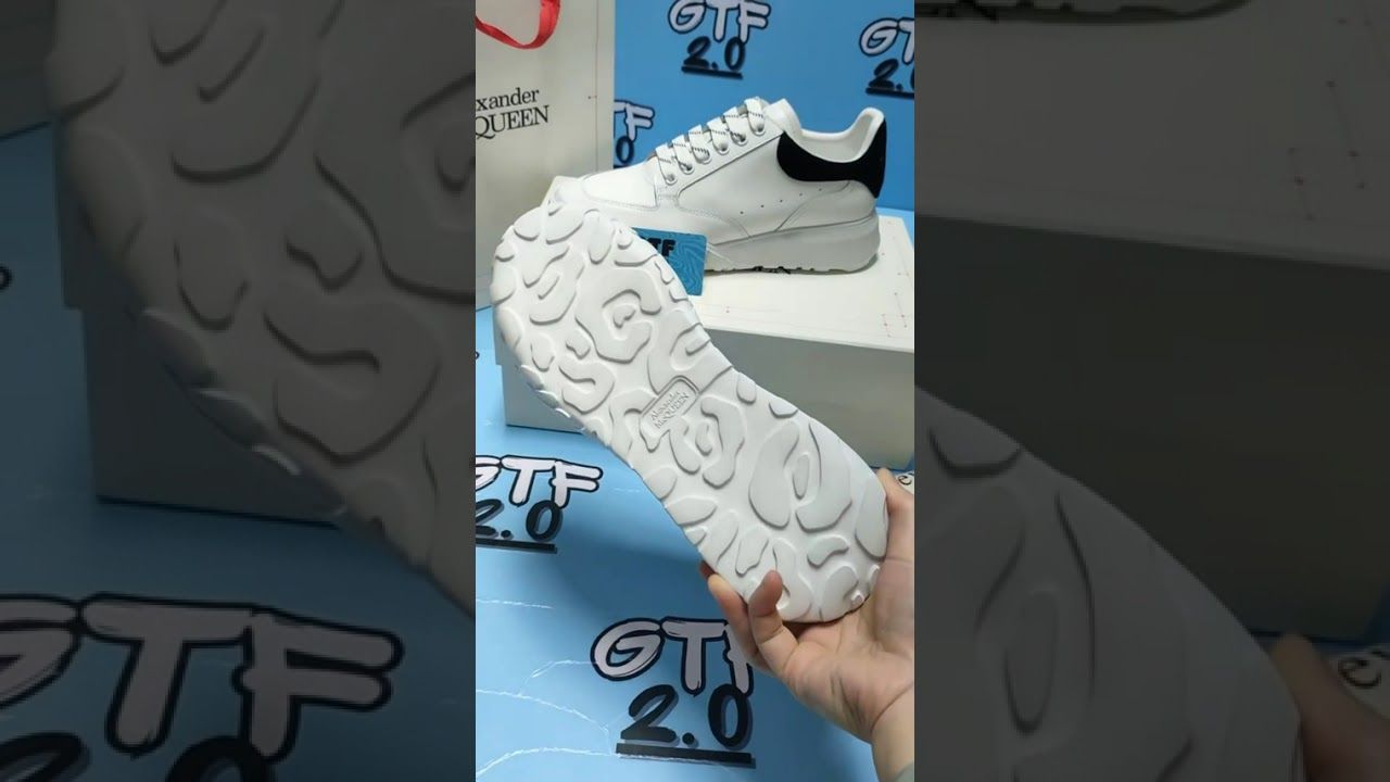 AMQ Court Low-Top Black &amp; White