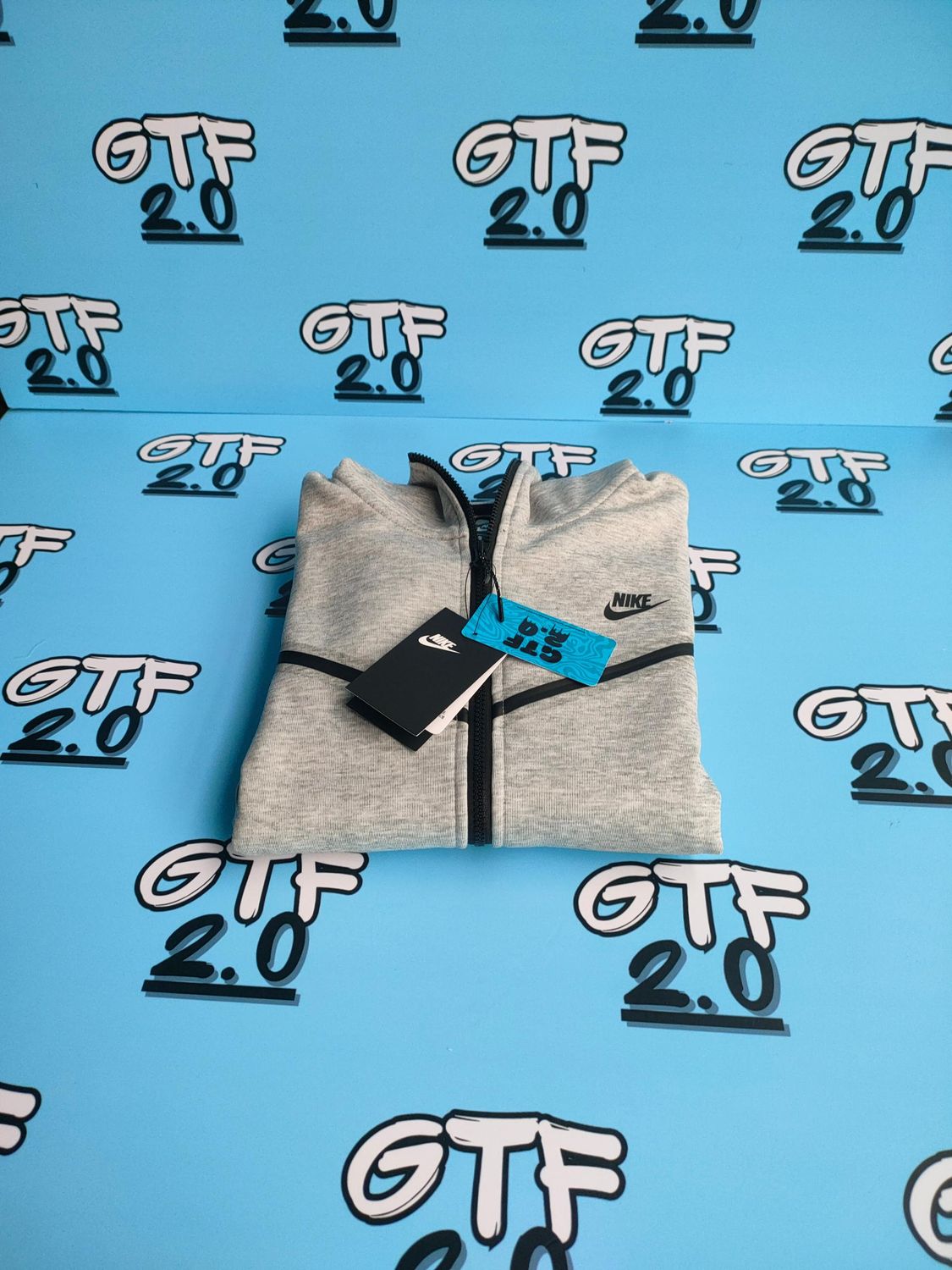 Tracksuitnike tech fleece Grigia