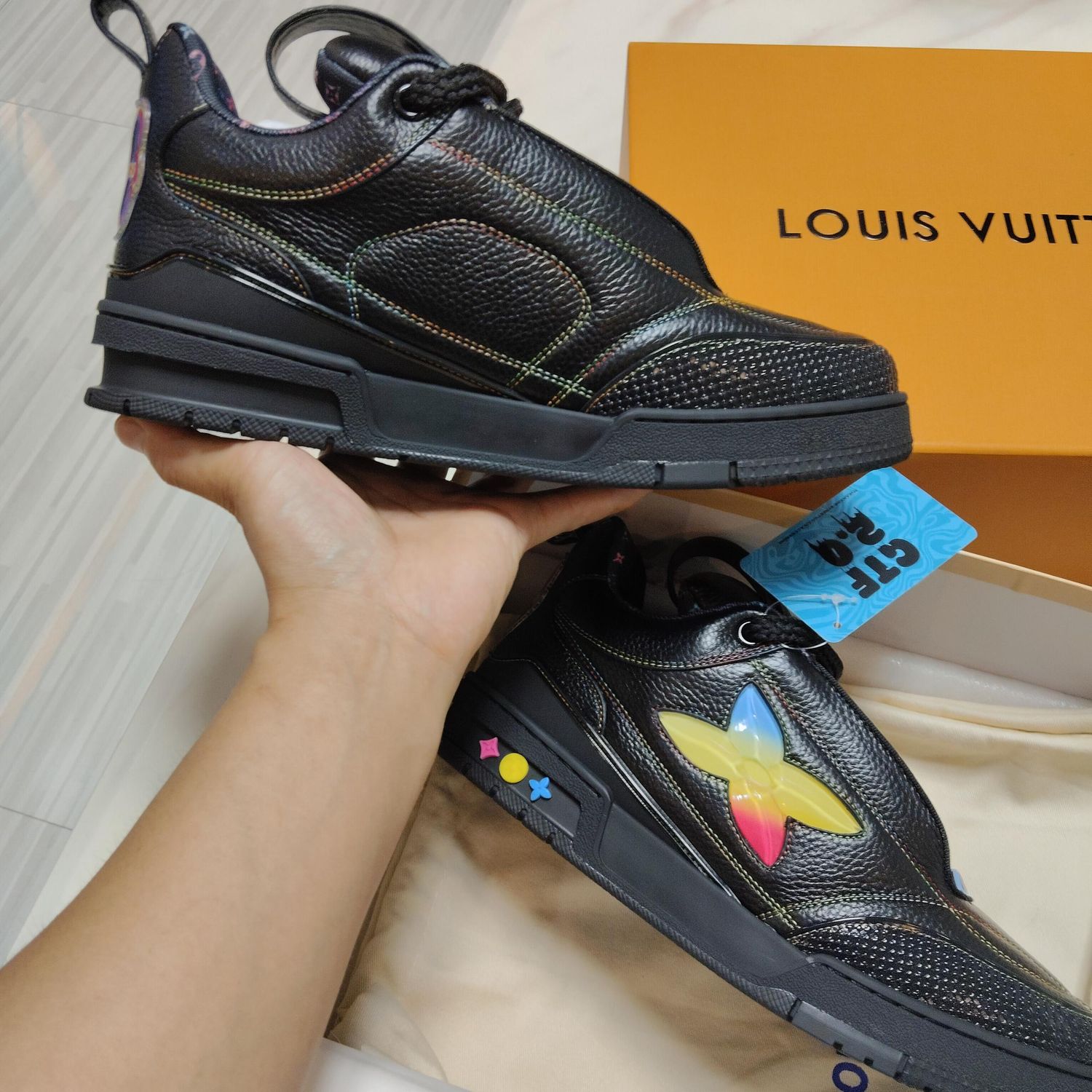 Skate Sneaker Black/Rainbow