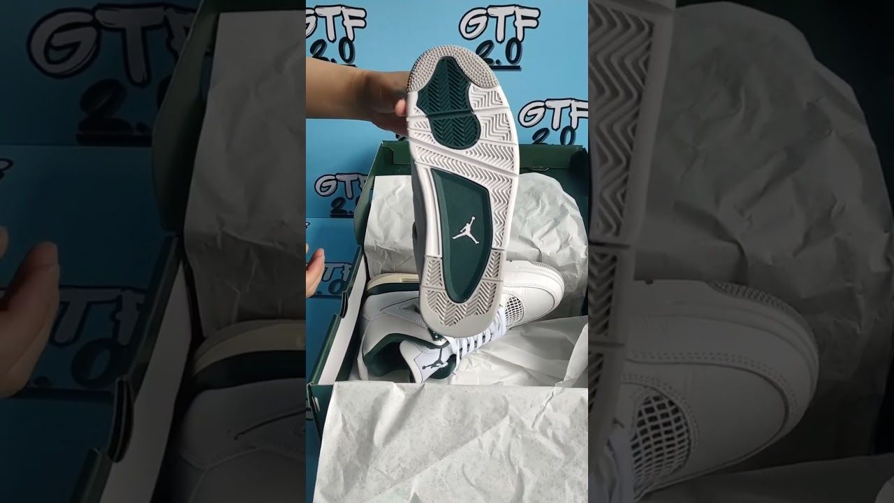 J 4 Retro verde ossidato