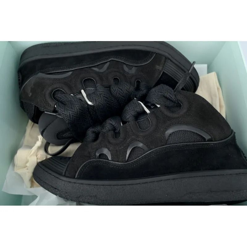 Curb Leather All Black