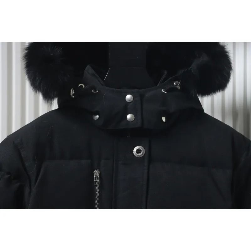 Moose knuckles Zippered women's down jacket