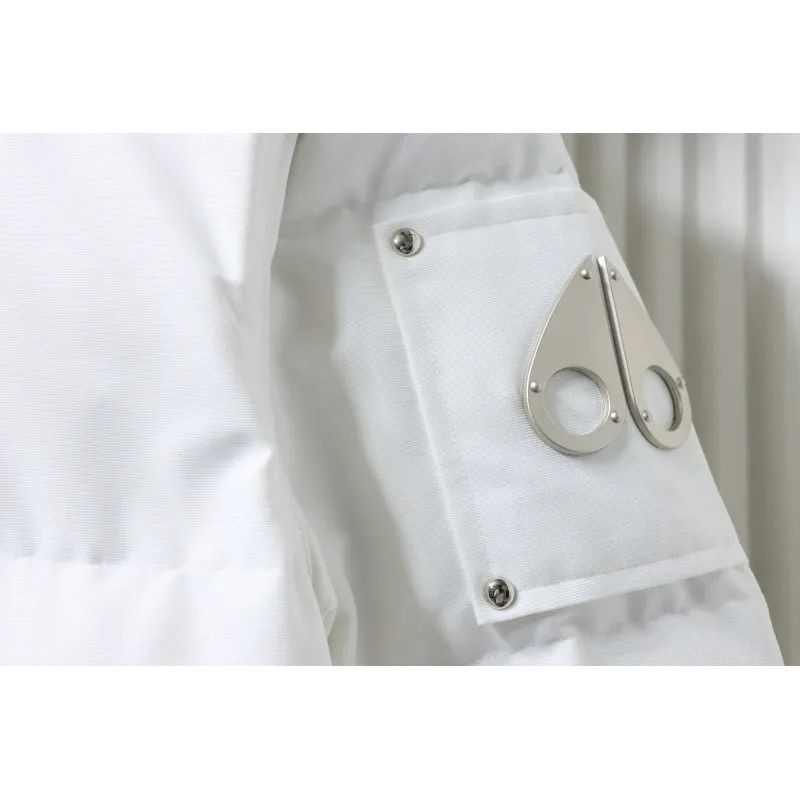 Moose knuckles Zippered women's down jacket