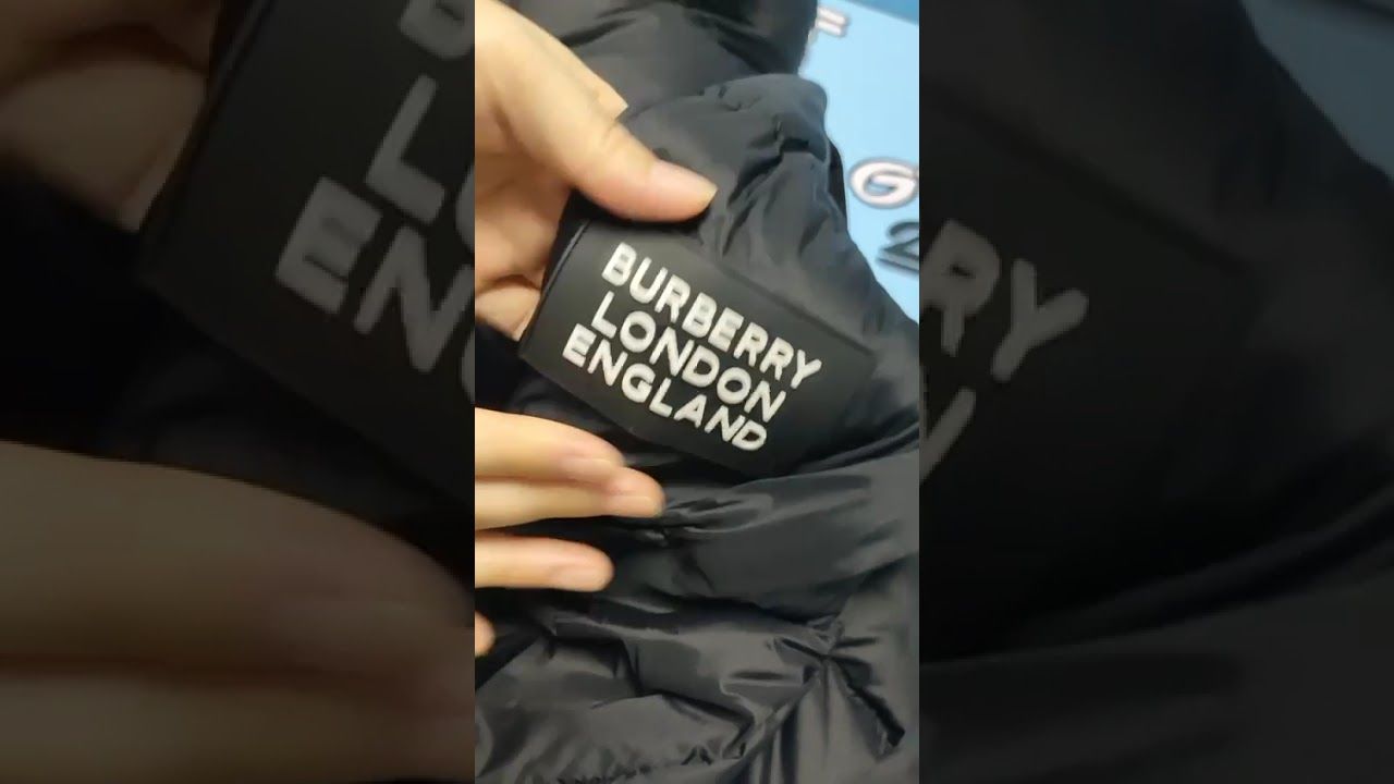 BBRBRY Hooded Puffer Jacket with Hood